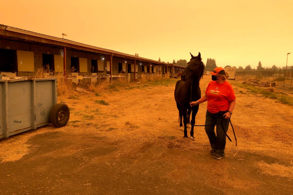 آتش‌سوزی در غرب آمریکا: از کالیفرنیا تا اورگان و واشنگتن در آتش می‌سوزند
