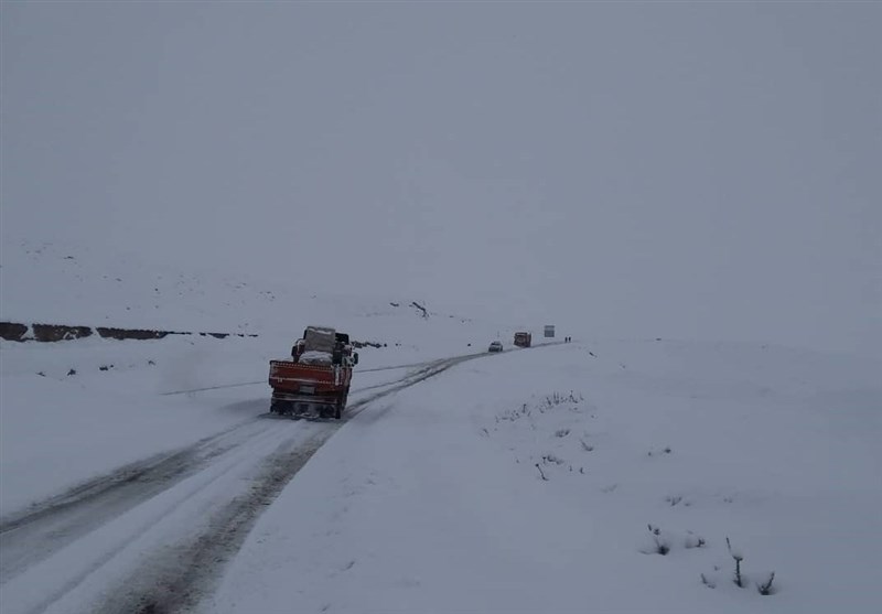 تردد روان در جاده‎های 22 استان با وجود بارش برف و باران